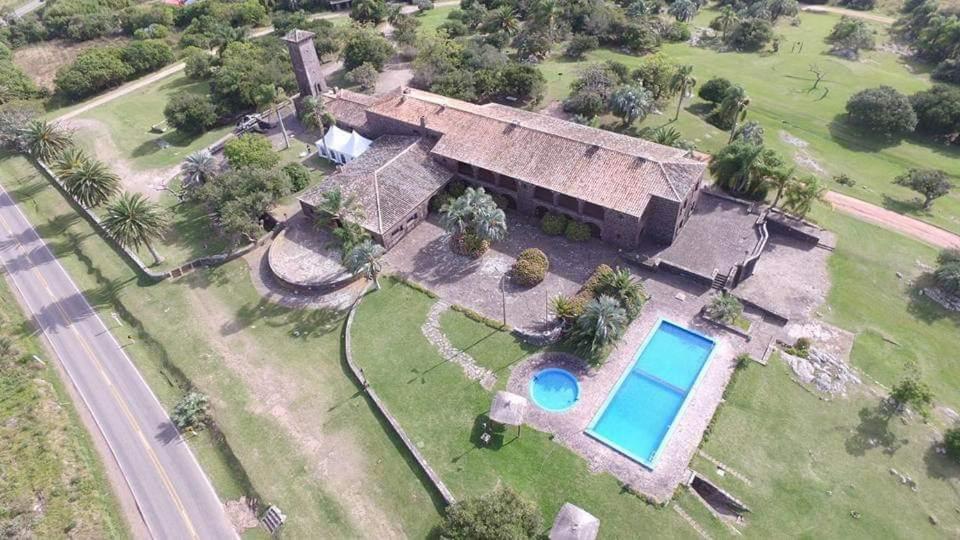 Hosteria Fortin De San Miguel Dieciocho de Julio Luaran gambar